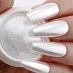Las Mejores Esmaltes para Uñas Efecto Aurora: Análisis y Comparativa de Productos Dermocosméticos que Transforman tus Manos